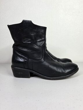 Frye Women's Carson Tab Short 76461 Black Leather Round Toe Ankle Boots Size 7